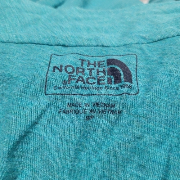 The North Face Turquoise Cardigan - Picture 2 of 4
